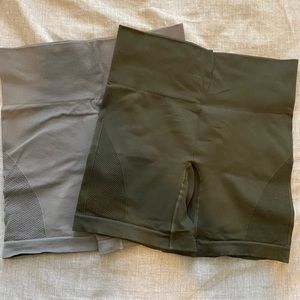 Sculpt short bundle -size 6